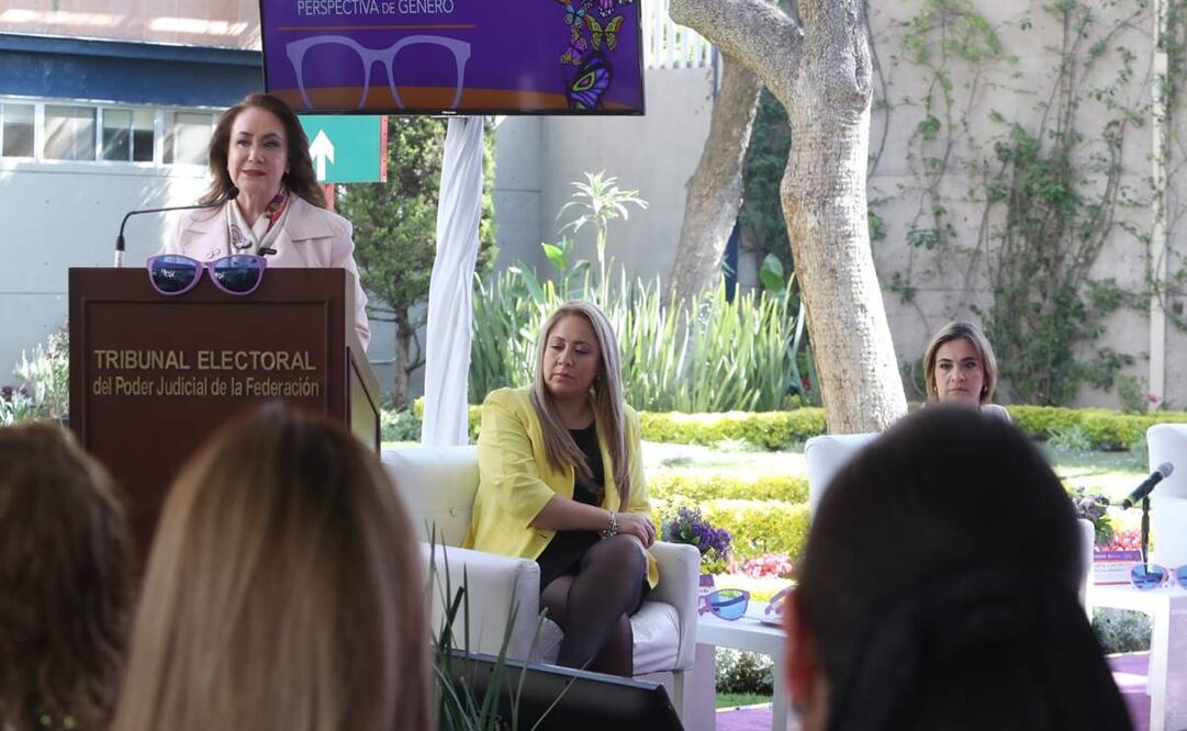 La ministra Yasmín Esquivel Mossa en un evento en el marco del Día Internacional de la Mujer y el Día Internacional de las Juezas, organizado por el Tribunal Electoral del Poder Judicial de la Federación (TEPJF) / Foto: Especial