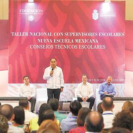 Hay que dejar fines políticos atrás: SEP