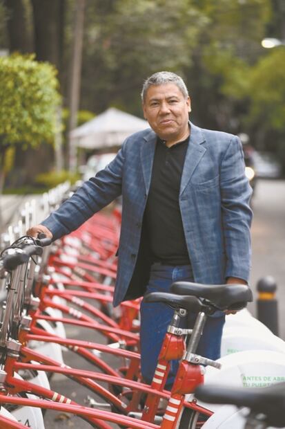 Nuestro trabajo no es decir lo que le gusta al poder: Ariel González