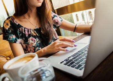 Google lanza programa de apoyo a mujeres ingenieras