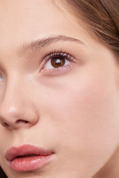  ¿Regresan las cejas ultrafinas? Guía práctica para lucirlas perfectas