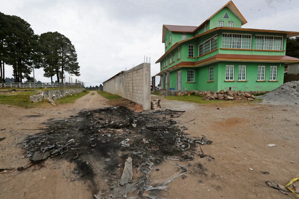 En Texcaltitlán pobladores se enfrentaron con integrantes de La Familia Michoacana.