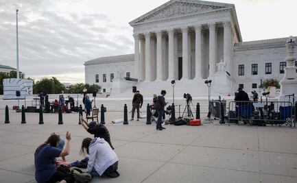 Corte Suprema de EU no bloquea la ley antiaborto de Texas; fija audiencia para el 1 de noviembre