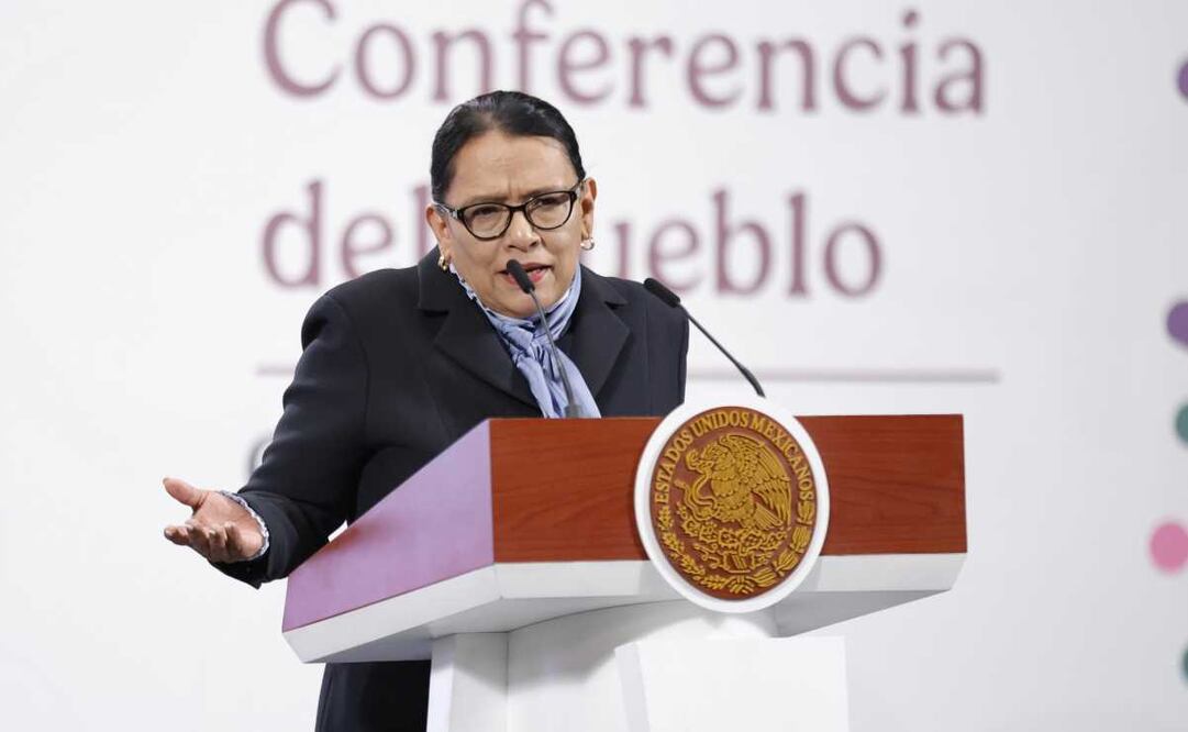 Rosa Icela Rodríguez, secretaria de Gobernación, encabeza la conferencia del pueblo en el salón Tesoreria de Palacio Nacional. Foto: Diego Simón / EL UNIVERSAL