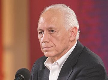 Renuncia director de Senasica tras críticas de AMLO sobre la libre importación de alimentos