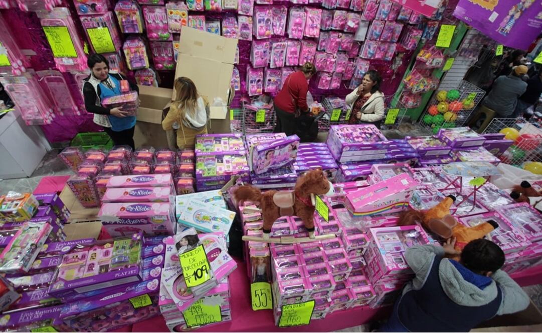 La Cofepris aseguró que trabaja para proteger a la población de riesgos sanitarios y combatir productos que no cumplan con la normatividad en materia de salud. Foto: EFE