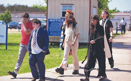 Juez de EU ordena libertad bajo fianza de estudiante palestino Mahmoud Khalil, preso desde marzo; es segunda vez que da este fallo