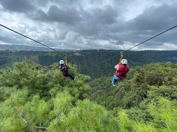 Conoce Zipline, la tirolesa más alta de México