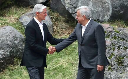 Del Mazo plantea a AMLO impulsar el programa de un tren ligero de Chalco a La Paz