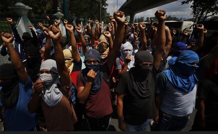 Marcha Nacional a 11 años de la desaparición de los 43 de Ayotzinapa; consulta aquí horario, ruta y alternativas viales