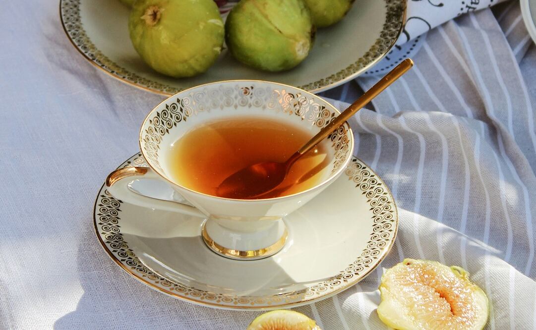 La infusión de guayaba con limón no sólo tiene un sabor delicioso, sino que aporta múltiples nutrientes. Foto: Freepik