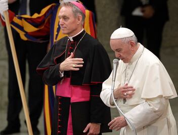 El Vaticano pide a Maduro suspender instalación de Constituyente