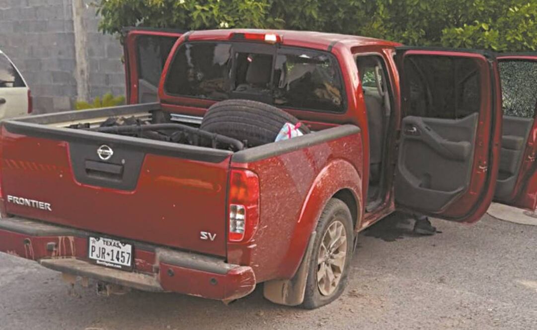 Tres personas armadas que se desplazaban en una Frontier murieron al enfrentarse con policías. Foto: ESPECIAL