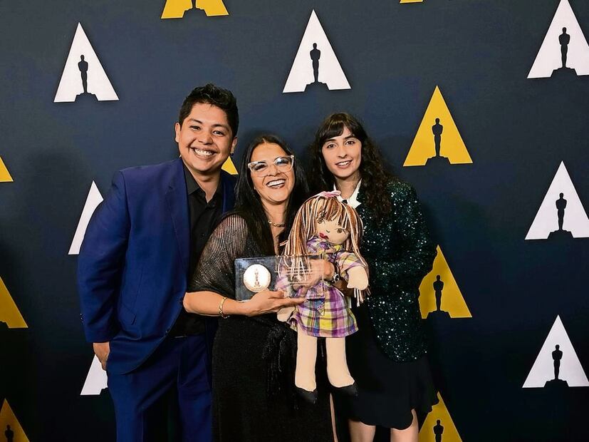 César, el fotógrafo; Araceli y Jean, la directora del documental. Foto: Student Academy Awards
