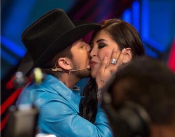 Cuánto cuesta el look Fendi de Cristy Nodal la mamá de Nodal