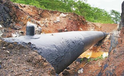 Aseguran dos tomas clandestinas en ducto de Pemex en Veracruz