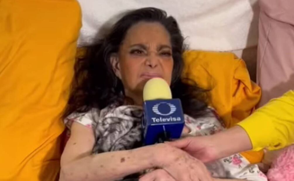 Rossy Mendoza agradece la ayuda económica del público. Foto: Televisa Espectáculos.