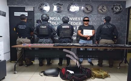 Detienen a hombre con arsenal en Chiapas; llevaba armas y 2 mil 750 cartuchos en autobús rumbo al centro del país