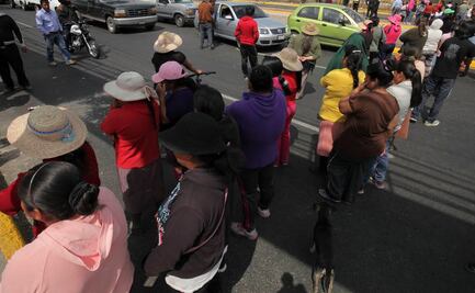 Bloquean Eduardo Molina, a la altura de Parque Tepeyac, por falta de agua