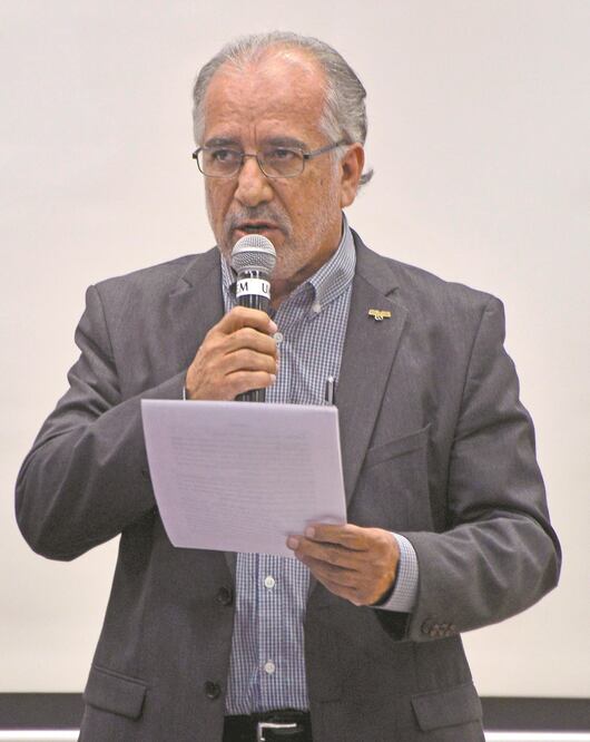 El rector Gustavo Urquiza dice que la SEP analiza ayudarles. Foto: archivo El Universal