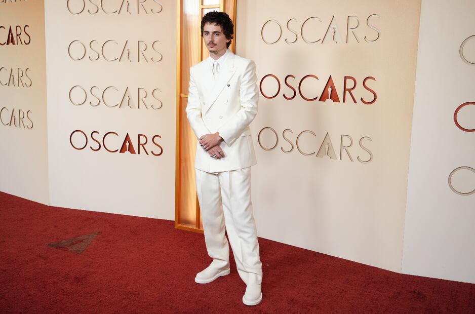 Timothée Chalamet en la alfombra roja de los Premios Oscar.
Foto: Jordan Strauss/ AP
