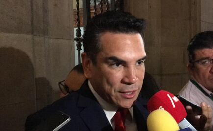 Priistas elegirán al nuevo líder del partido, no AMLO: gobernador de Campeche 