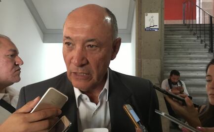 Acusan por desvío de recursos a exsecretario en administración de Graco Ramírez