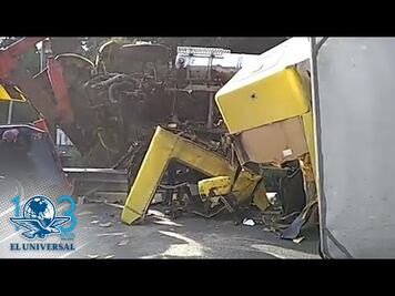 Volcadura de un tráiler en la México-Toluca