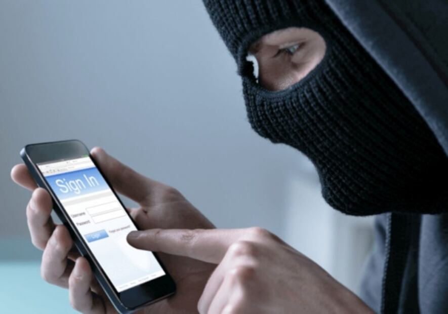Descubren en la Dark Web datos personales de mil 200 millones de usuarios