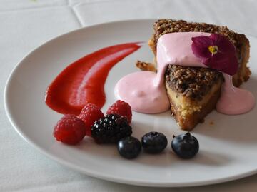 Apoyan la lucha contra el cáncer de mama con ruta gastronómica