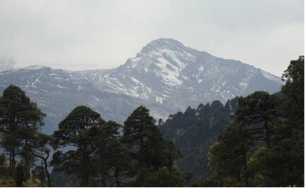 600 climbers get ready to climb the Pico de Orizaba volcano