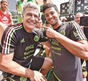 Adiós bigote; adiós ‘Tuca’