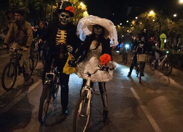 Día de Muertos: ¿Lloverá durante el paseo nocturno “Muévete en Bici” en la CDMX?