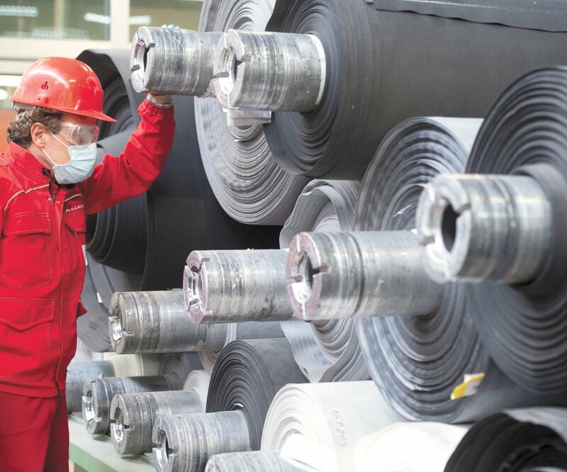 Datos del Inegi indican que la productividad de la mano de obra bajó respecto a los niveles alcanzados en el segundo trimestre. Foto: ARCHIVO EL UNIVERSAL