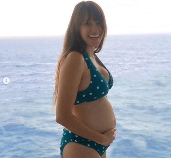 Hanna de Ha*Ash presume pancita de embarazo y lo comparte con sus fans