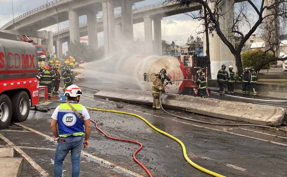 Explosión de pipa de gas en Puente de la Concordia en Iztapalapa deja decenas de heridos (10/09/2025). Foto: Valente Rosas/ EL UNIVERSAL