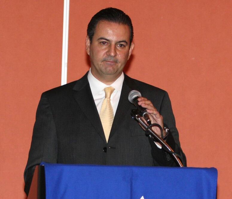 con el fin de conocer el avance del Presupuesto Base Cero para 2016, el secretario de Hacienda, Luis Videgaray, recibió en sus oficinas a Gerardo Gutiérrez Candiani, presidente del Consejo Coordinador Empresarial (ARCHIVO EL UNIVERSAL)