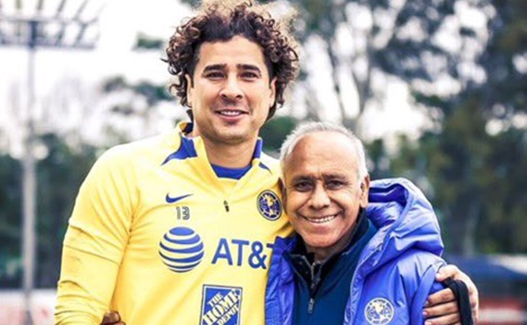 Guillermo Ochoa publica emotivo mensaje por la muerte de Cristóbal Ortega