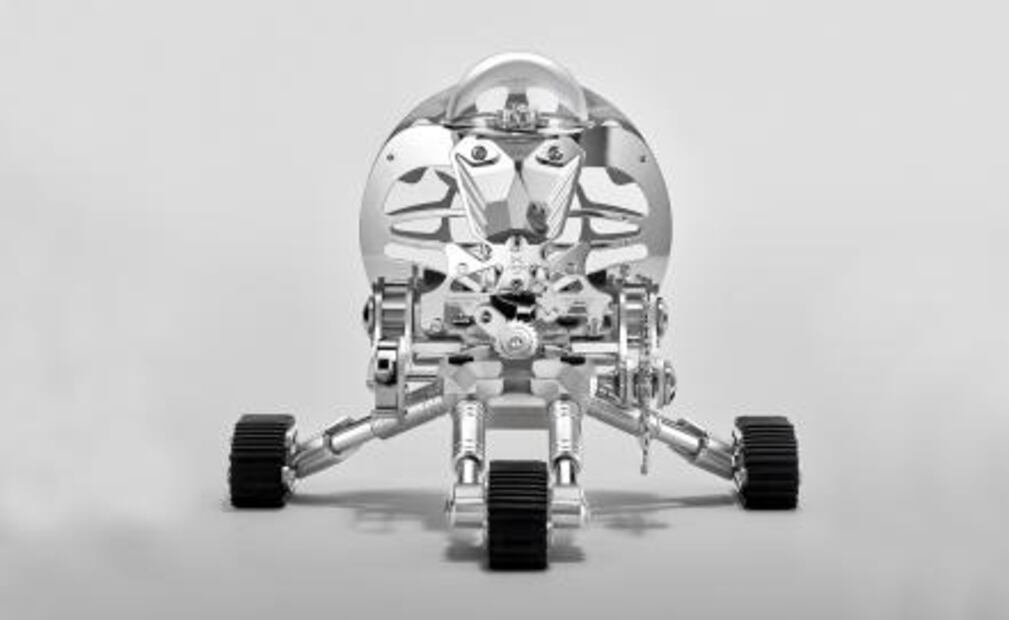 MB&F y L'Epée 1839 presentan un tanque horológico