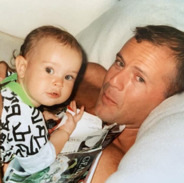 Durante su matrimonio con Demi Moore, Bruce Willis tuvo tres hijas; Rumer (35), Scout (32) y Tallulah Belle (30).
Foto: Instagram