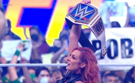 Becky Lynch regresa y es campeona femenil de Smackdown