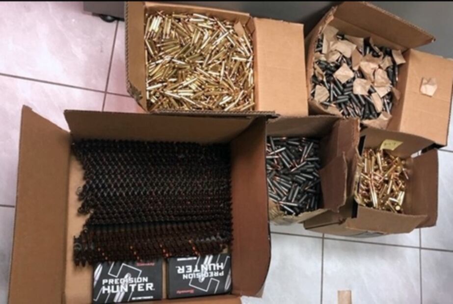 Detienen a menor de EU por intentar introducir a México armas y cartuchos