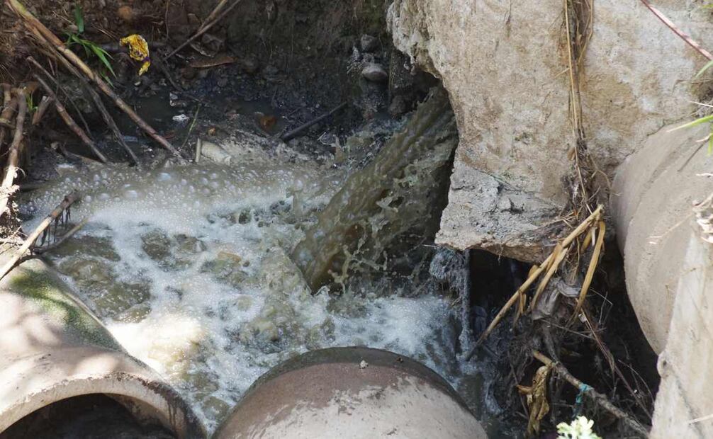 RIO SALADO Y RIO ATOYAC FUERON ALCANZADOS POR EL CRECIMIENTO DE LA CIUDAD DE OAXACA Y SUS MUNICIPIOS COLINDANTES LOS CUALES DESECHAN SUS AGUAS NEGRAS A ESTOS RIOS CONTAMINANDOLOS POR VARIOS AÑOS FOTO EDWIN HERNANDEZ EL UNIVERSAL