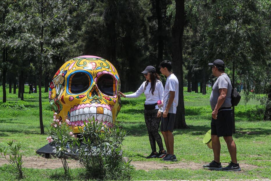 Exposición Mexicraneos en el Bosque de Aragón. FOTO: Gabriel Pano El Universal