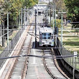Cerrarán 6 meses tren ligero de Estadio Azteca a Tasqueña