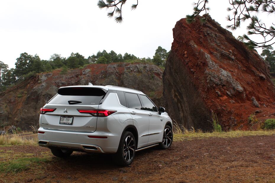 Mitsubishi Outlander PHEV Diamond