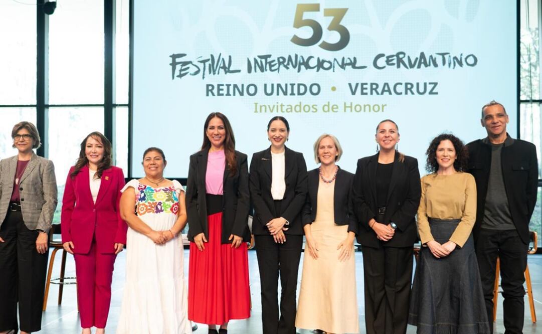 Claudia Curiel, Secretaria de Cultura federal, participa en la conferencia de prensa de la edición número 53 del Festival Internacional Cervantino. En la imagen también aparecen Libia Dennise García Muñoz y la embajadora del Reino Unido en México, Susannah Goshko, entre otros funcionarios. Foto: Gerardo Luna.