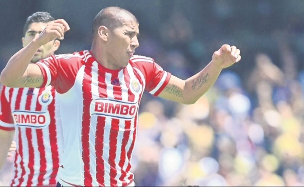 Alcohol y fiestas en Chivas; ahora señalan a Uriel Antuna de "mala copa"