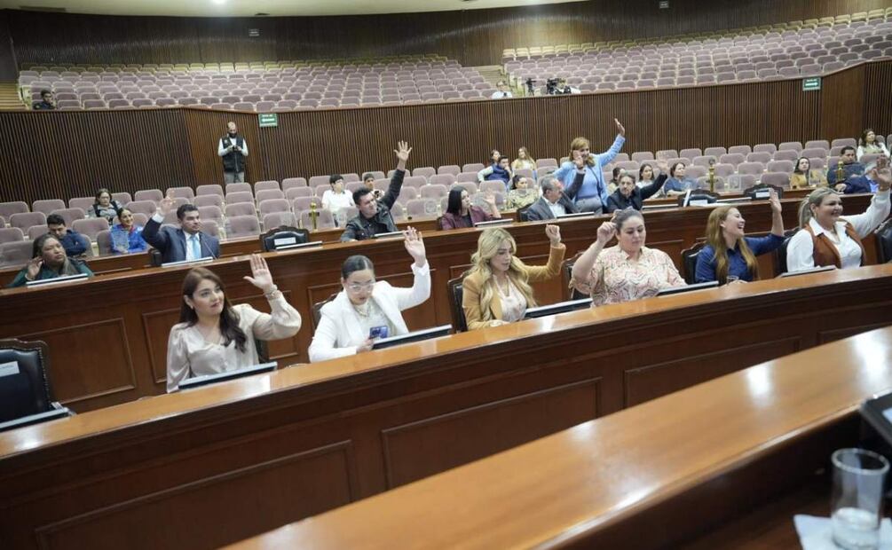 Legisladores del Congreso de Sinaloa aprueban minuta sobre Defensa de la Soberanía Nacional (12/03/2025). Foto: Oficial