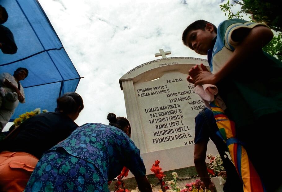 Liberan a sobreviviente del caso Aguas Blancas